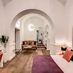 Boutique Centrale Relais